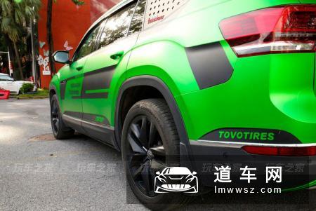 全车泛着刺眼的绿光，大众途昂改装案例