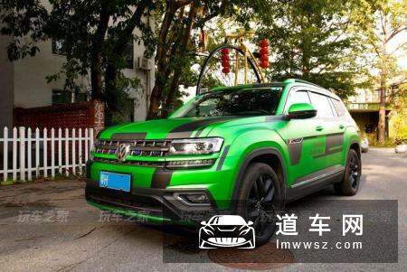 全车泛着刺眼的绿光，大众途昂改装案例