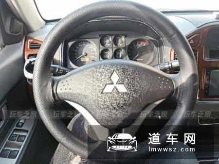 三菱帕杰罗V73改装轮毂 升高避震
