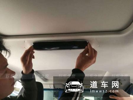 本田奥德赛加装车载电视 自己就能改装