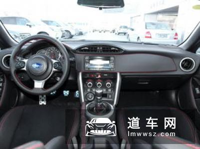 买了跑车怎么能不浪？奥迪R8改装后撩妹更简单