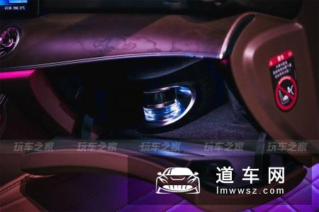 奔驰E级W213姿态改装 立标车型更有豪华风范