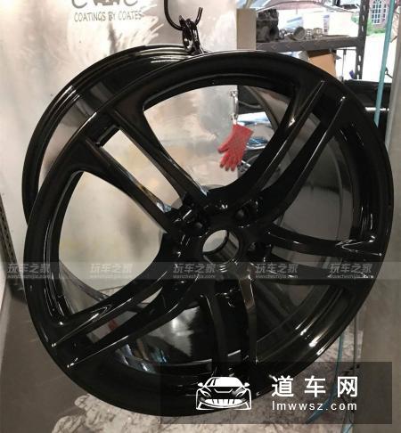买了跑车怎么能不浪？奥迪R8改装后撩妹更简单